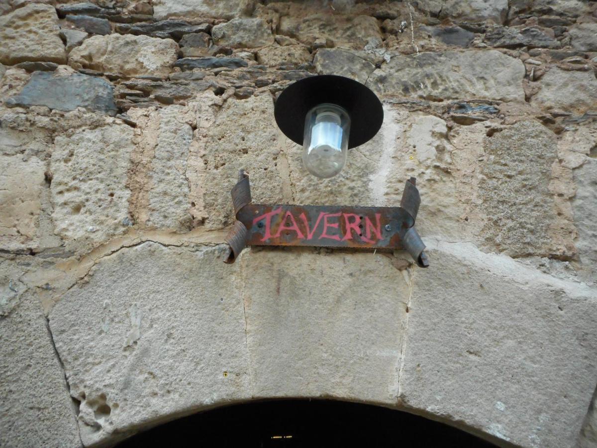 The Tavern Castelnau-Pégayrols 外观 照片