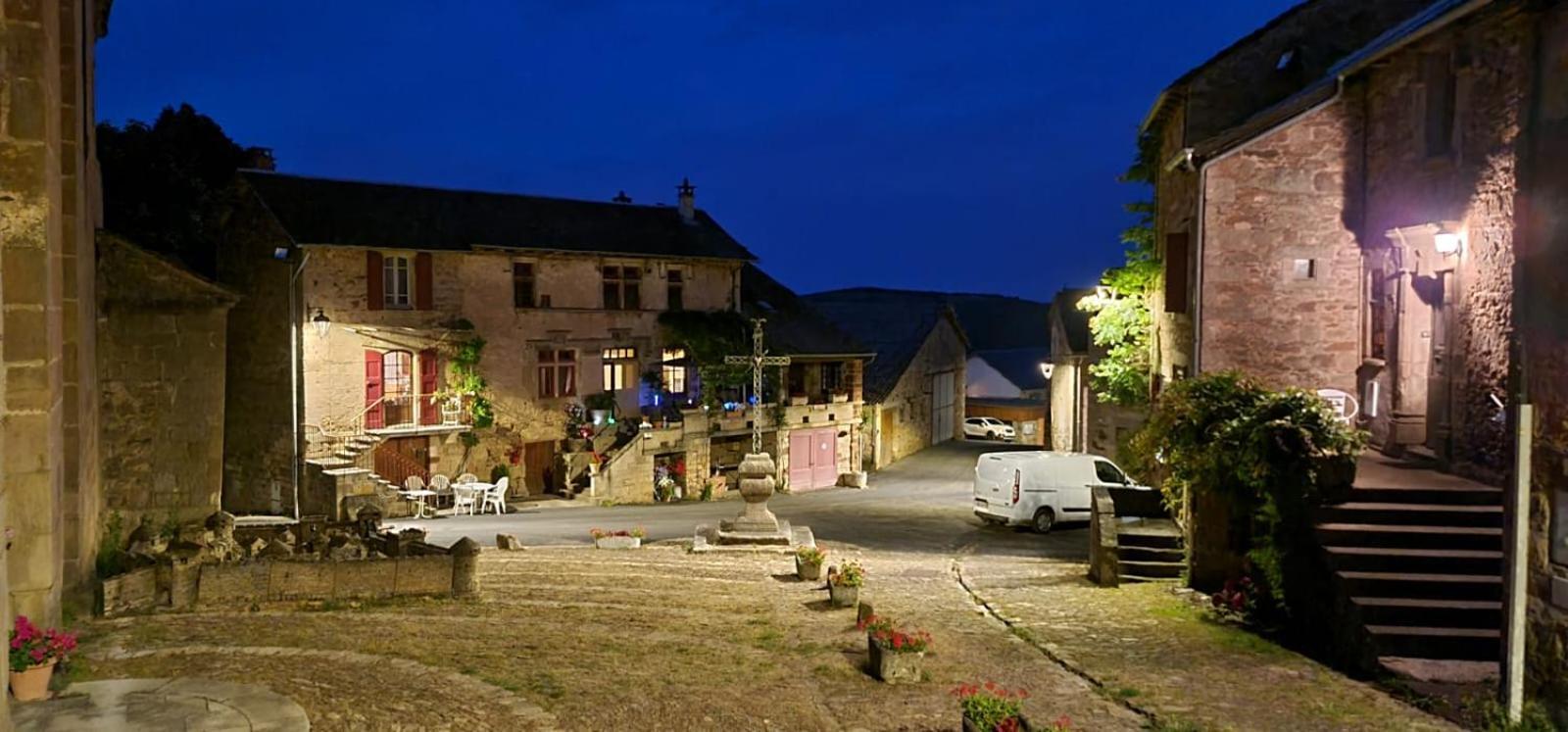 The Tavern Castelnau-Pégayrols 外观 照片